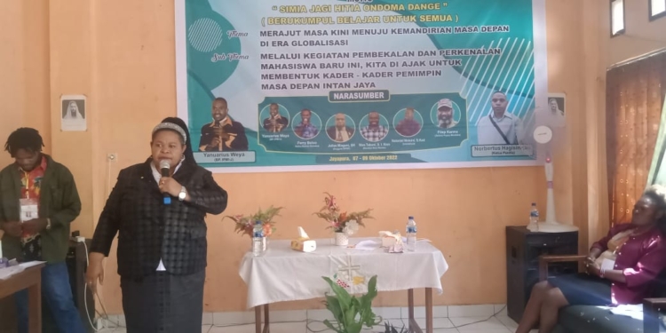 Buka Kegiatan IPMI-J, Sisca Abugau : Belajar tidak Pandang Umur