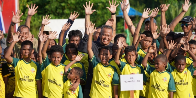 Pangdam XVII/Cenderawasih Buka Liga Topskor U-12 Tahun 2022