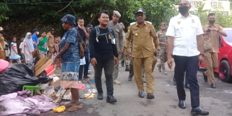 Penjabat Walikota dan Ketua Bravo Tinjau Lokasi Kebakaran Dok IX Tanjung Ria Japut