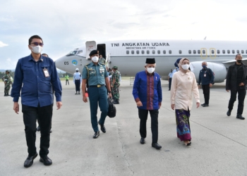 Tempuh Penerbangan Selama 5 Jam , Ini Agenda Wapres di Papua