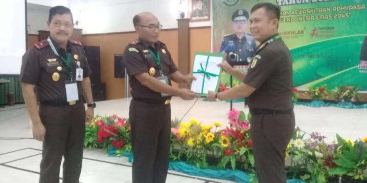 Kajati Papua Target Zero Tunggakan Kasus Korupsi Ditiap Kejari Kabupaten/Kota