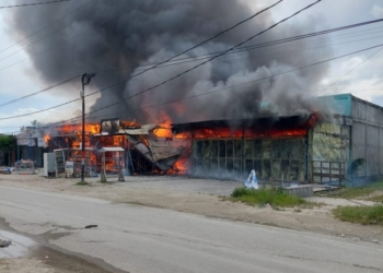 Sambut Tahun Baru 2023,  5 Kios dan 2 Ruko di Koya Barat Ludes Dilahap Si Jago Merah