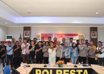 Jalin Keakraban Polisi dan Wartawan Melalui Program Para-para Numbay 2023