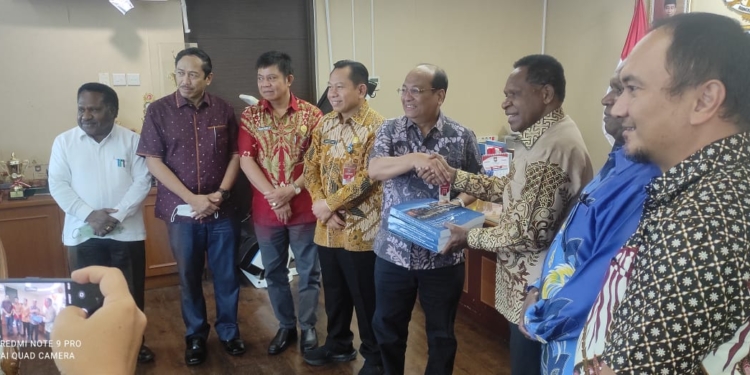 Papua Pegunungan, DOB Pertama di Tanah Papua Serahkan Rapergub ke Pusat