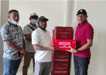 BTM Serahkan Bantuan Kemensos Untuk Rumah Sakit dok II