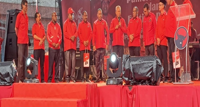 Herry Ario Naap Dilantik Jadi Ketua DPD PDI Perjuangan Provinsi Papua