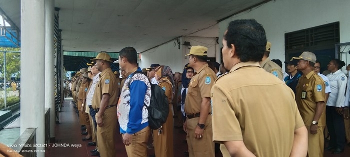 Pejabat Bupati Jayapura Ajak ASN Bergandengan Tangan Layani Masyarakat