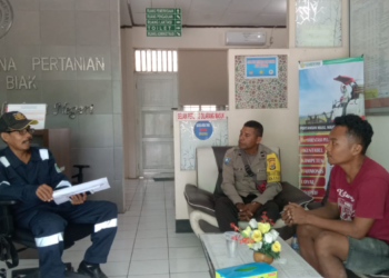 Pemilik ternak puluhan ekor sapi serta 7 kulbox daging sapi potong insial JJ ketika dimintai keterangan petugas kantor Karantina Pertanian Kelas 1 Biak Numfor.