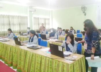 Suasana ujian kompetensi keahlian (UUK) siswa kelas 12 SMK N 1 Jayapura, Selasa, (07/03/23). (FOTO ANDIKA PAMAN)