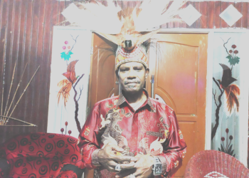 Ondofolo Rothe Renaye, Elvis Mohoukleuw Doce, SE. (FOTO HANS PELEN)