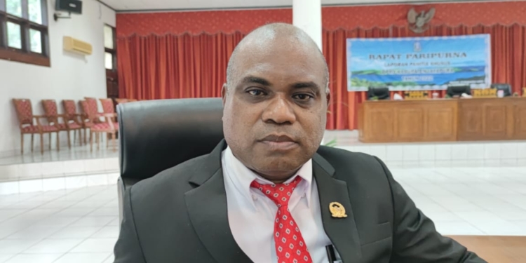 Tampa Rekomendasi Baperjakat, Clief Ohee Soroti Pelantikan Ratusan ASN Pemkab Jayapura