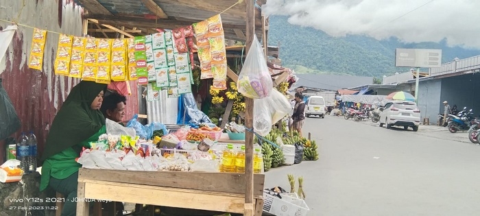 Setelah Kebakaran, Harga Bawang di Pasar Phara Sentani Turun