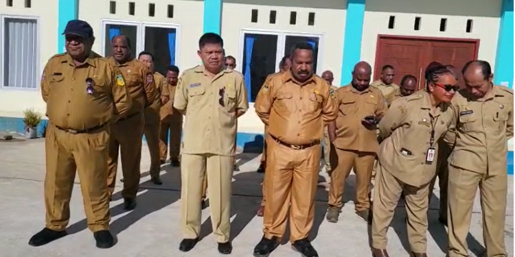 ASN dilingkuran Pemprov Papua Pegunungan saat apel Senin Pagi. (FOTO IST/REDAKSI)