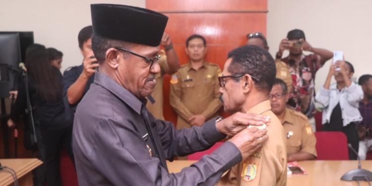 Lantik  Pjs Pakam Tobati, Ini Pesan Penjabat Walikota Jayapura