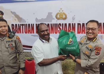 Polri Salurkan Bantuan untuk Warga Terdampak Bencana di Puncak