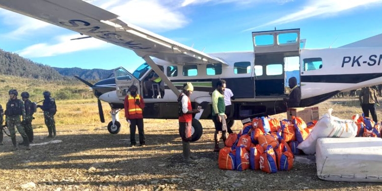 Ribuan Bantuan Logistik di Distribusi Kepada Warga Terdampak Bencana di Puncak