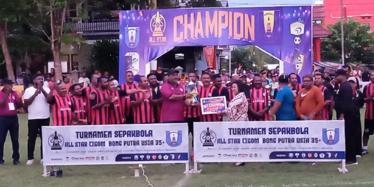 Ortizan Solosa : Manajemen Persipura Harus Jelas Terkait Persiapan Tim