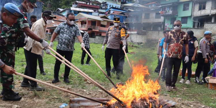 Polresta Jayapura Musnahkan Minuman Alkohol dan Narkoba, Hasil Operasi Tahun 2023