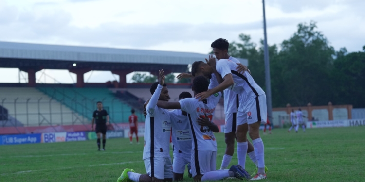 Menang 2-1 Di Kalteng Putra, Persipura Jayapura Pimpin Klasemen Grup D Liga 2