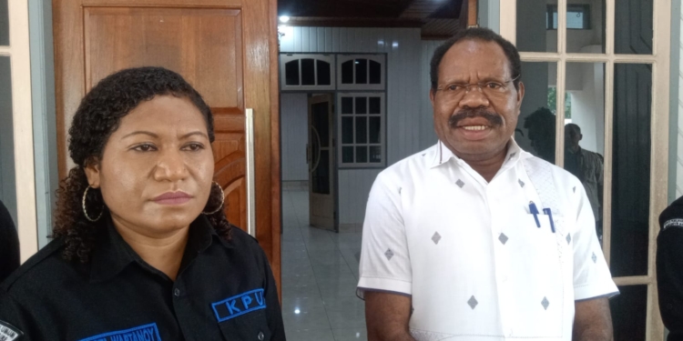 Bupati Nabire Terima Audiens KPU Kabupaten Nabire, Pemda Siap Dukung KPU Sukseskan Pemilu
