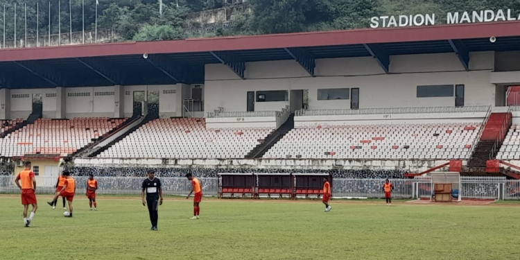 Ricardo Salampessy : Tak Ada Cerita Drow Atau Kalah Wajib Menang Hadapi Cilacap