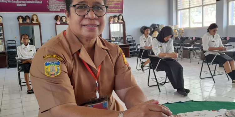 153 Siswa Kelas XII SMK N 1 Pariwisata Jayapura Ikut Uji Kompetensi Keahlian