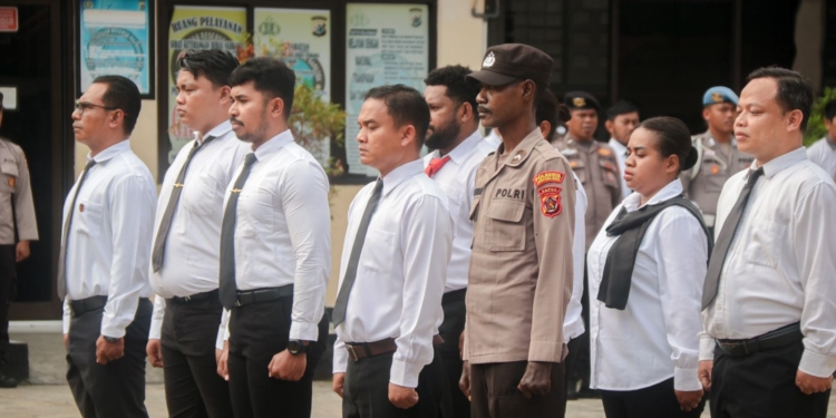 9 Personel Polresta Mendapat Reward Dan Jadi Motivasi Buat Rekan Se-Kerjanya