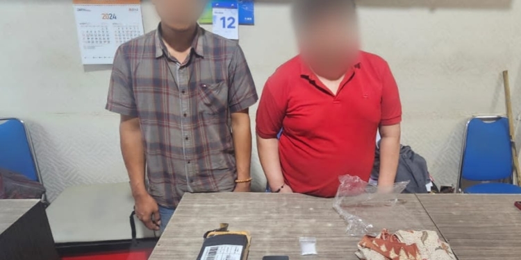 Control Delievery, Tim Opsnal Narkoba Polresta Kembali Bekuk Dua Warga Pemilik Sabu Di Wamena