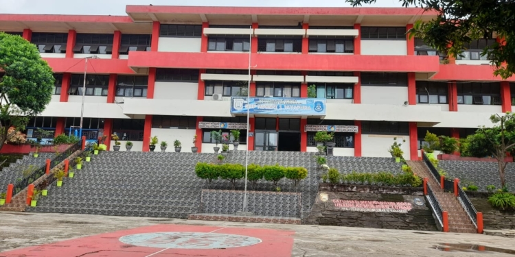 SMP N 1 Jayapura Beri Apresiasi  Program Bosda Pemerintah Kota