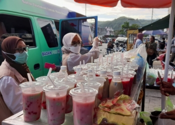 Ka Balai POM Beserta Tim Lakukan Pengawasan Takjil Di Kota Jayapura