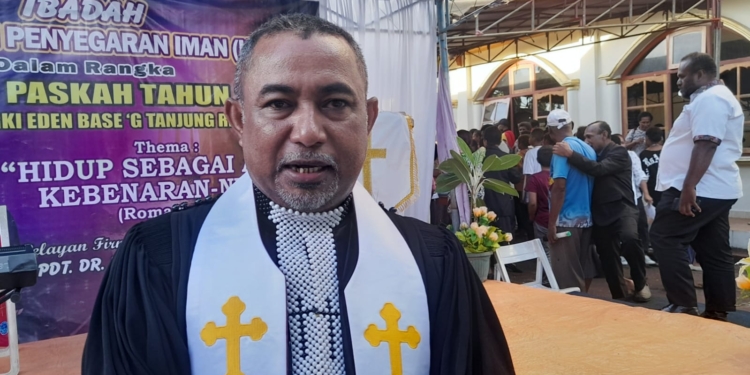 Frits Soparue : Dasar Iman Kita Kebangkitan Kristus, Itulah Makna Paskah