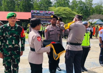 Kapolres Supiori Pimpin Apel Gelar Pasukan Operasi Ketupat Cartenz 2024