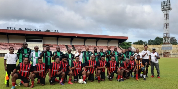Laga Persahabatan All Star Persiwa Vs All Star Persipura, Ajang Kebangkitan Sepakbola Di Pegunungan Papua