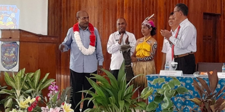 Siswa Lulusan SMK 3 Berpeluang Terserap Di Dunia Usaha Dan Industri