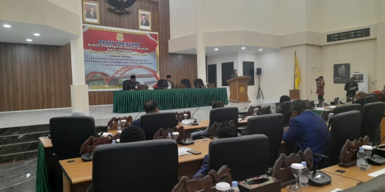 Waket I DPR Kota Pimpin Rapat Paripurna Agenda LKPJ Walikota Thn Anggaran 2023