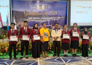 Kadis Pendidikan Prov. Papua Hadiri Acara Penamatan Dan Perpisahan Di SMK 1 Pariwisata Jayapura