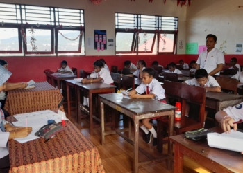 107 Siswa Kls VI Di SD Tanjungria Ikut Ujian Sekolah Secara Offline, Ada Apa Ya