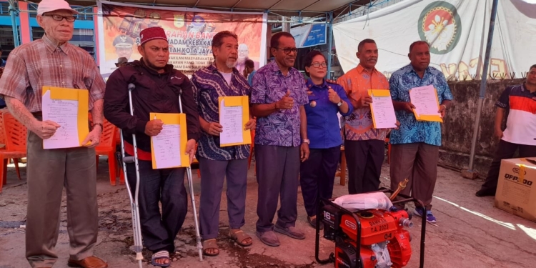 Serahkan 5 Unit Alkon Di Daerah Apo Bengkel, Ini Harapan Pj Walikota Jpr