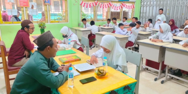 Di Tahun 2024, Siswa Yang Mendaftar di SMP Hikmah Yapis Jayapura Ada Peningkatan