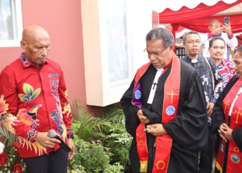 Pendeta Hiskia Rollo: BTM, Harapan Dan Masa Depan Papua Yang Bercahaya Dari Tabi.