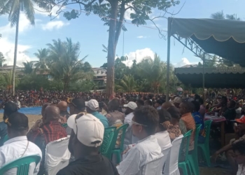 Gelar Ibadah Syukur di Nabire, Nenu Tabuni Ajak Masyarakat Puncak Kembali ke Daerahnya