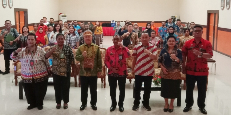 Perkuat Kerja Kehumasan, Kanwil Kemenkuham Papua Gelar Pembinaan dan Penguatan Staf