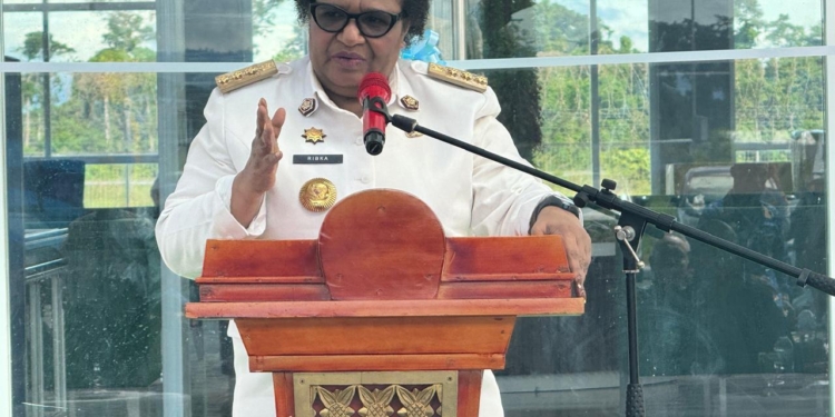 Sedih, Kecewa PJ Gub Ribka Haluk Kecam Pembunuhan Pilot Glend M Conning