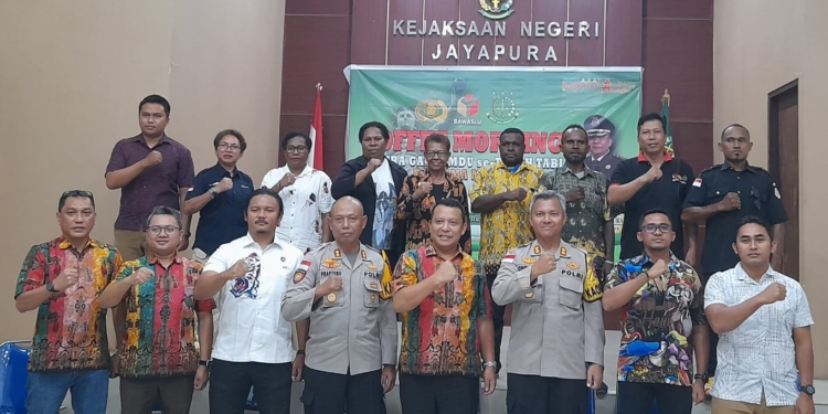 Kejari Jayapura Gagas Deklarasi Sentra Gakumdu, Untuk Mengawal Pemilukada Profesional di Tanah Tabi