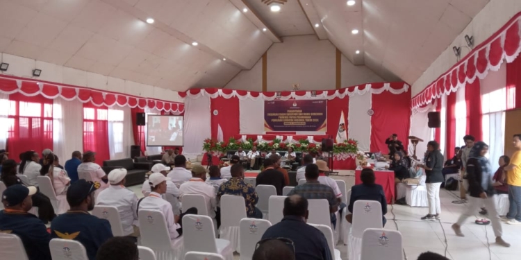 Bupati Jayawijaya Ajak Kandidat Bupati Wujudkan Pilkada Aman