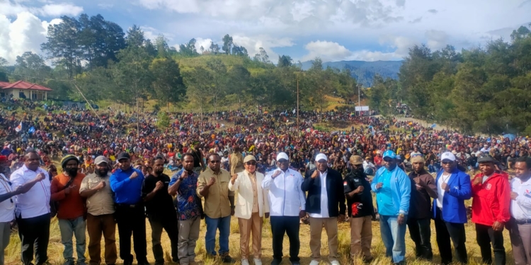 Dua Paslon Bupati Lanny Mendaftar Ke KPU Pada Hari Terakhir