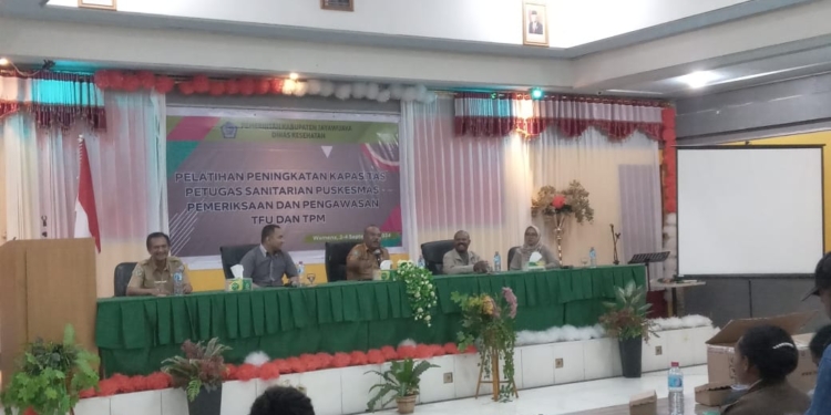 Dinkes Jayawijaya Tingkatkan Kemampuan Tenaga Sanitarian