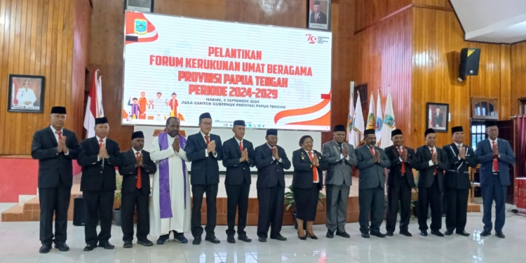 Pengurus FKUB Papua Tengah Di Lantik, Ini Pesan PJ Gub Ribka Haluk