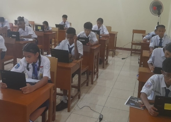 Hari Ke-2 Pelaksanaan ANBK Berjalan Lancar di SMPN 1 Kota Jayapura