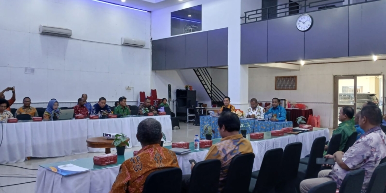 Tingkatkan PAD Melalui Retribusi Daerah, Pemprov Papua Tengah Gelar Rakor Pengelolaan Retribusi Daerah